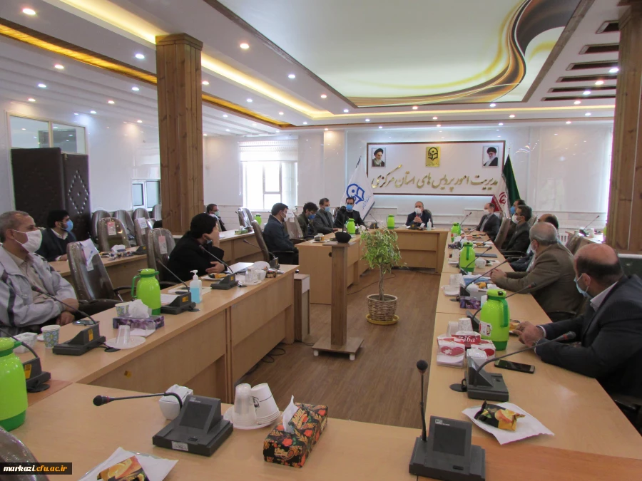 شورای اداری پردیس شهید باهنر برگزار شد 3