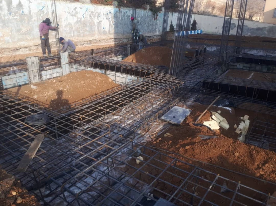 آغاز بتن ریزی طرح توسعه ساختمان آموزش پردیس حضرت زینب کبری(س) استان مرکزی 3