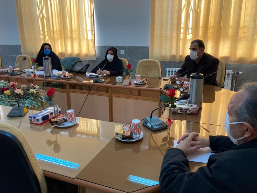 دومین جلسه شورای مدیریت نظارت و ارزیابی و توسعه منابع استان مرکزی در سالن کنفرانس پردیس زینب کبری (س) برگزار گردید 3