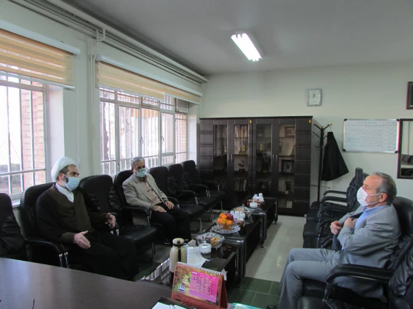 رئیس دفتر نظارت و بازرسی انتخابات استان مرکزی با سرپرست دانشگاه فرهنگیان استان 2
