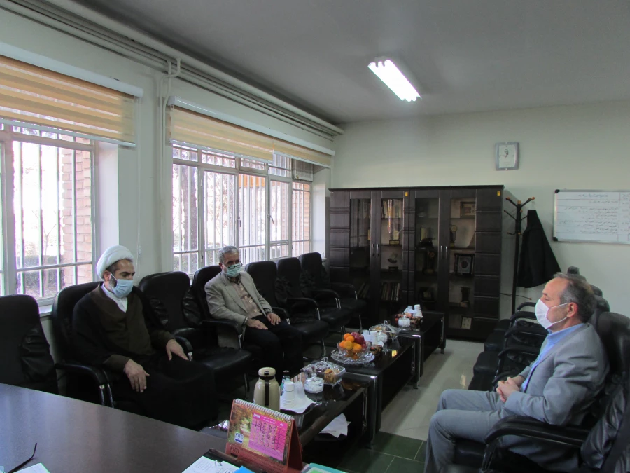 رئیس دفتر نظارت و بازرسی انتخابات استان مرکزی با سرپرست دانشگاه فرهنگیان استان 3