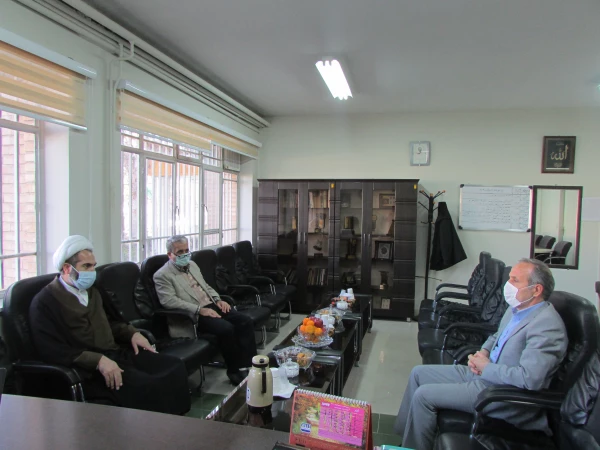 رئیس دفتر نظارت و بازرسی انتخابات استان مرکزی با سرپرست دانشگاه فرهنگیان استان 4