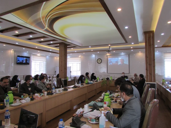 ترویج تربیت معلم یک گفتمان است 6