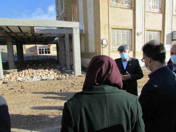 بازدید معاون برنامه ریزی و امور مشارکت های مردمی سازمان نوسازی مدارس کشور از پردیس حضرت زینب کبری اراک 6