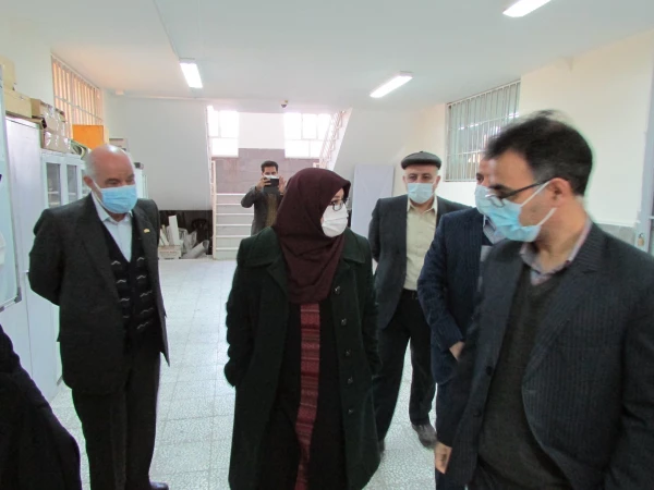 بازدید معاون برنامه ریزی و امور مشارکت های مردمی سازمان نوسازی مدارس کشور از پردیس حضرت زینب کبری اراک 9