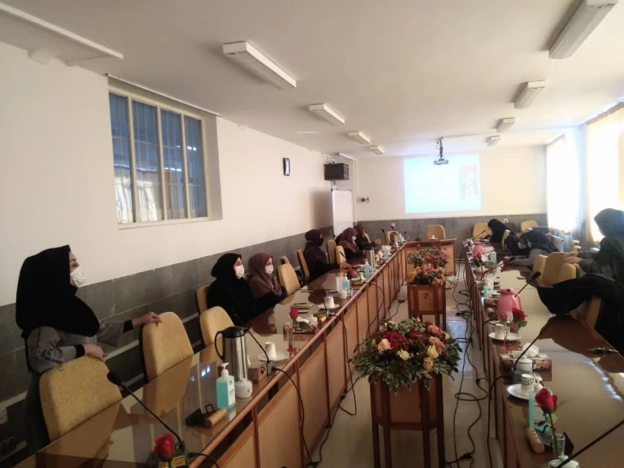 دومین کارگاه مشاوره ای شفقت درمانی در پردیس حضرت زینب کبری(س) برگزار شد 2