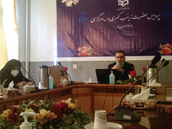 دومین جلسه رسانه و سبک زندگی سالم با محوریت فرزندپروری در عصر دیجیتال در پردیس زینب کبری(س) برگزار شد 7