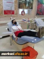 اهدای خون توسط دانشجومعلمان پردیس شهید باهنر به همراه سرپرست مدیریت استانی و کارکنان پردیس 5