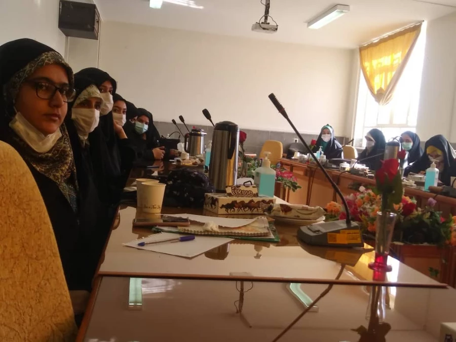 اولین جلسه هماهنگی کانونها,انجمن ها,تشکلات دانشجویی و نشریات پردیس حضرت زینب کبری برگزار شد 3