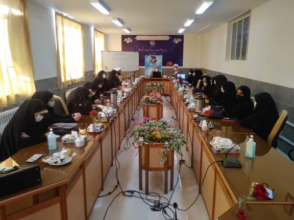 اولین جلسه هماهنگی کانونها,انجمن ها,تشکلات دانشجویی و نشریات پردیس حضرت زینب کبری برگزار شد 5