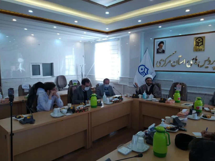 نشست بصیرتی با موضوع معنای واقعی اصول گرایی و اصلاح طلبی در دانشگاه فرهنگیان استان برگزار شد 3