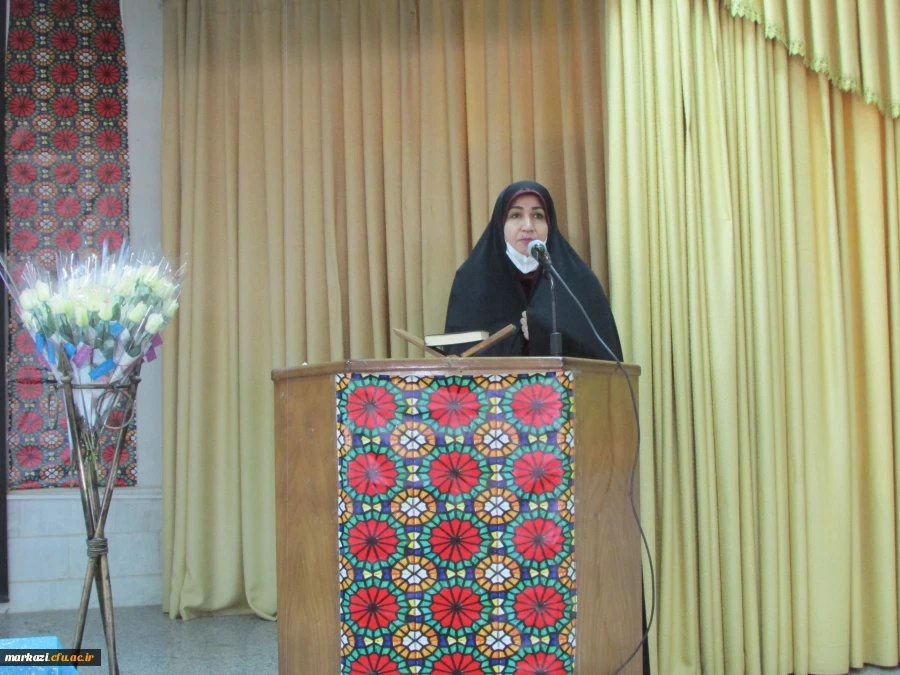 مراسم آیین استقبال از دانشجویان ورودی1399 و شروع رسمی ترم تحصیلی در پردیس حضرت زینب کبری برگزار شد 7