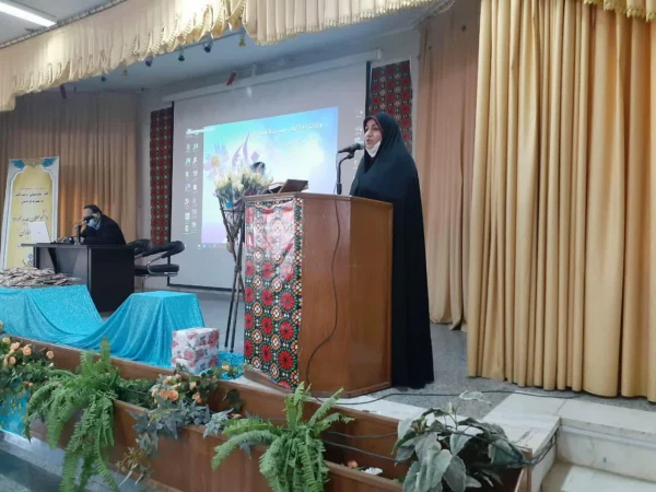 مراسم آیین استقبال از دانشجویان ورودی1399 و شروع رسمی ترم تحصیلی در پردیس حضرت زینب کبری برگزار شد 9