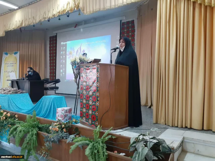 مراسم آیین استقبال از دانشجویان ورودی1399 و شروع رسمی ترم تحصیلی در پردیس حضرت زینب کبری برگزار شد 9