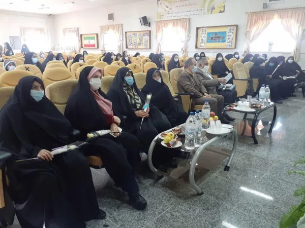 مراسم آیین استقبال از دانشجویان ورودی1399 و شروع رسمی ترم تحصیلی در پردیس حضرت زینب کبری برگزار شد 10