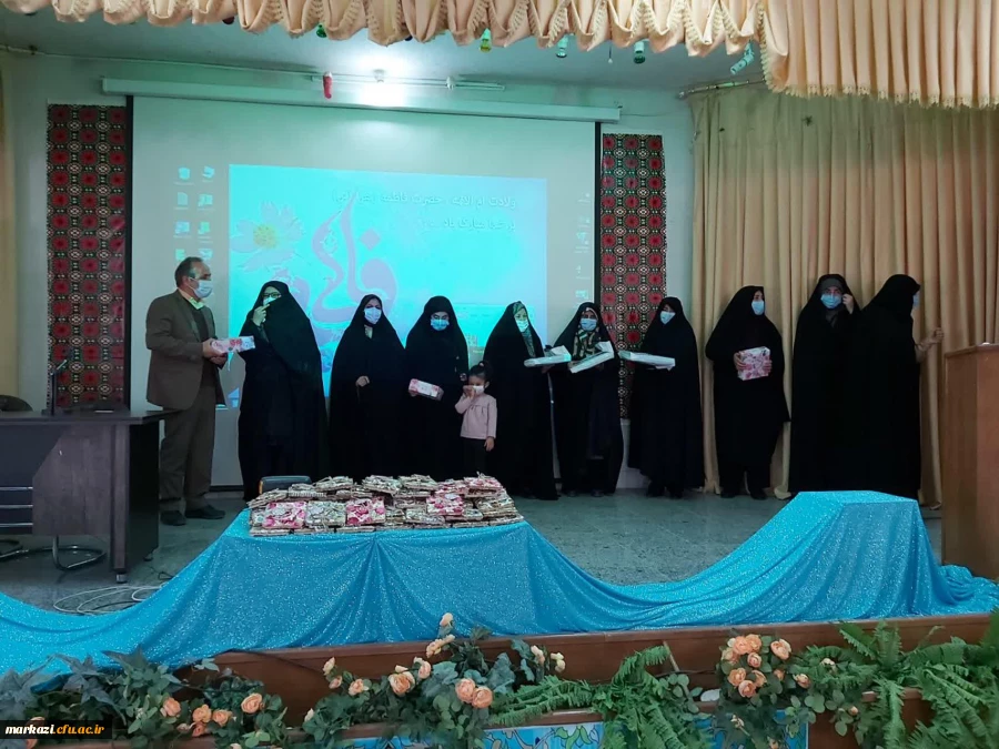 مراسم آیین استقبال از دانشجویان ورودی1399 و شروع رسمی ترم تحصیلی در پردیس حضرت زینب کبری برگزار شد 12