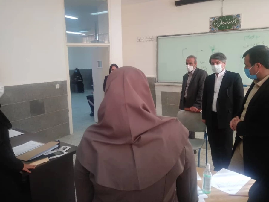  معاون مدیرکل آموزش و پرورش استان از روند برگزاری مصاحبه پذیرفته شدگان آزمون استخدامی بازدید کرد 3