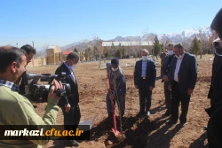 کاشت نهال به مناسبت هفته منابع طبیعی در پردیس حضرت زینب کبری (س) اراک 2