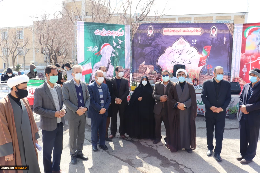 مراسم وداع و تدفین پیکر مطهر شهید گمنام دوران دفاع مقدس در پردیس حضرت زینب کبری(س) استان مرکزی برگزار شد 3