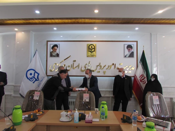 برگزاری دومین جلسه اعضای مجمع خیرین استان مرکزی حامی دانشگاه فرهنگیان 8