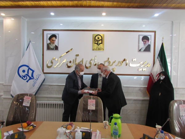 برگزاری دومین جلسه اعضای مجمع خیرین استان مرکزی حامی دانشگاه فرهنگیان 11