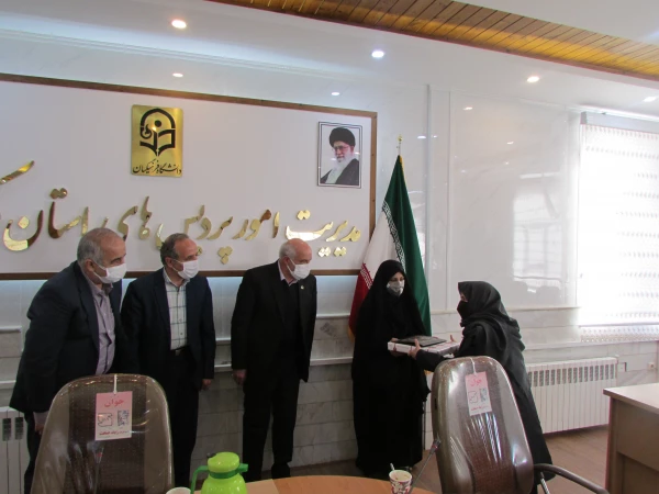 برگزاری دومین جلسه اعضای مجمع خیرین استان مرکزی حامی دانشگاه فرهنگیان 12