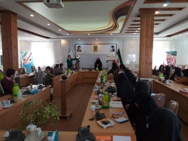 کارگاه آموزش قصه گویی در دانشگاه فرهنگیان استان مرکزی برگزار شد 4