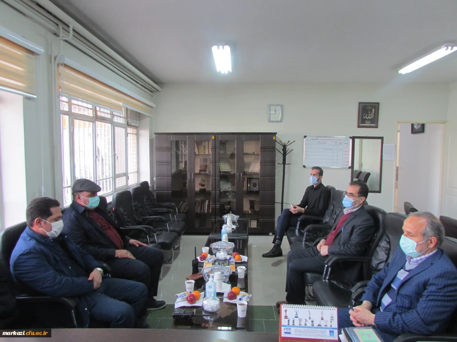 آغاز عملیات خاکبرداری و احداث زمین چمن مصنوعی در پردیس شهید باهنر اراک 7