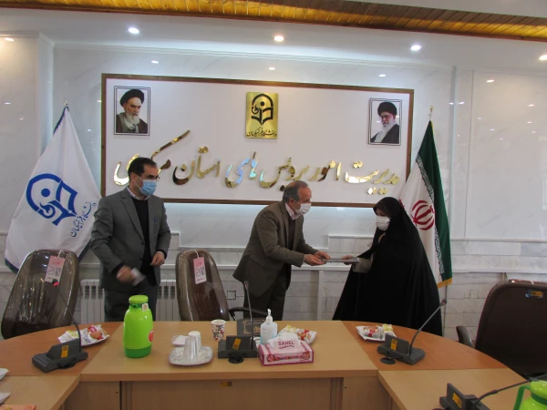 جلسه پایان سال 1399، تقدیر از زحمات و تلاش یک ساله کارکنان دانشگاه فرهنگیان استان مرکزی 10