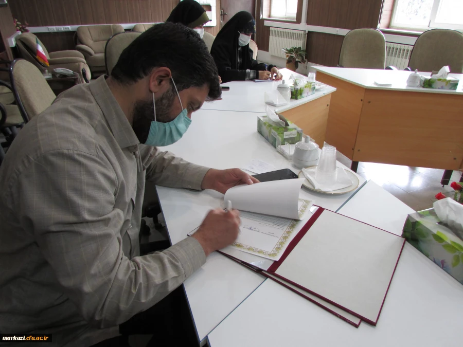 انعقاد تفاهمنامه سه جانبه آموزش و پرورش، دانشگاه فرهنگیان و بسیج دانشجویی استان مرکزی 6