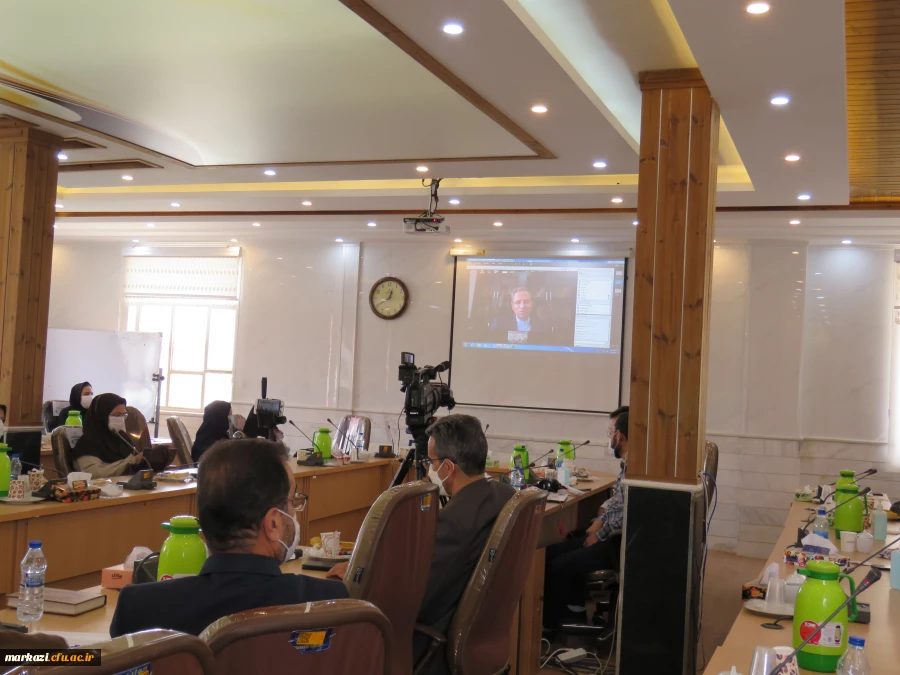 اگر شنود موثر را تقویت کنیم مشاوران قوی خواهیم بود 8