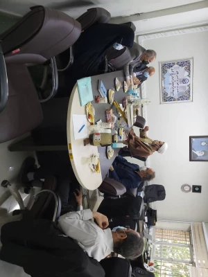 دهمین جلسه هیات امنای بنیاد خیرین استان مرکزی حامی دانشگاه فرهنگیان  برگزار شد 5