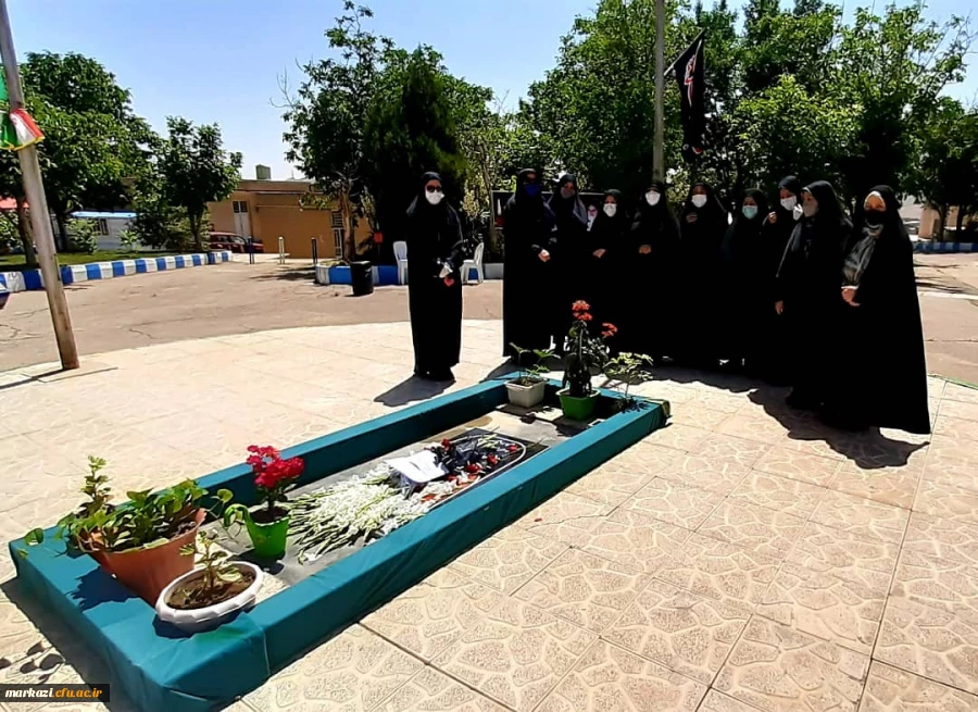 مراسم بزرگداشت ارتحال حضرت امام خمینی (ره), شهدای ۱۵ خرداد و شهادت امام جعفر صادق(ع) برگزار شد
 2