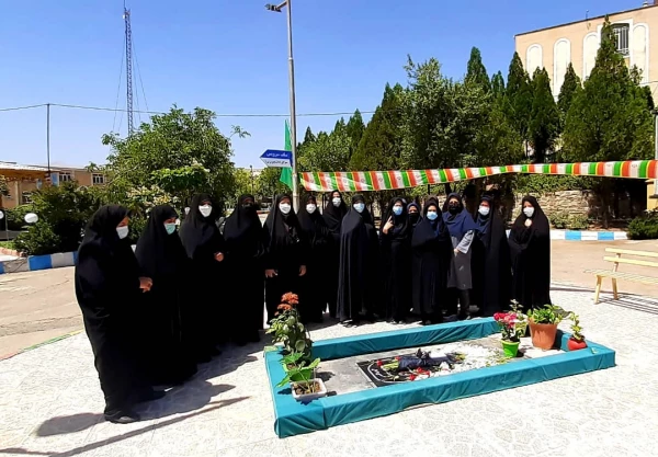 مراسم بزرگداشت ارتحال حضرت امام خمینی (ره), شهدای ۱۵ خرداد و شهادت امام جعفر صادق(ع) برگزار شد
 3