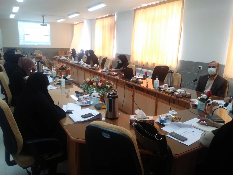 شورای اداری پردیس حضرت زینب کبری(س) برگزار شد. 3