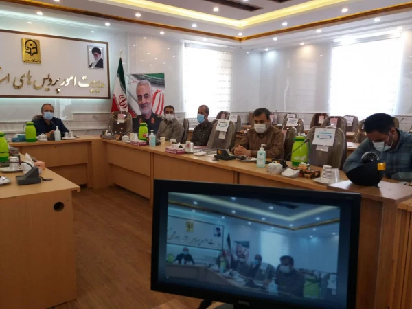  نشست صمیمی مسئولین دانشگاه با دانشجویان 3