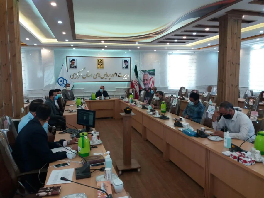  نشست صمیمی مسئولین دانشگاه با دانشجویان 5