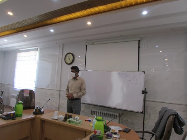 کارگاه آموزشی – توجیهی «آسیب شناسی مزایده، مناقصه و قراردادها» برگزار شد 5