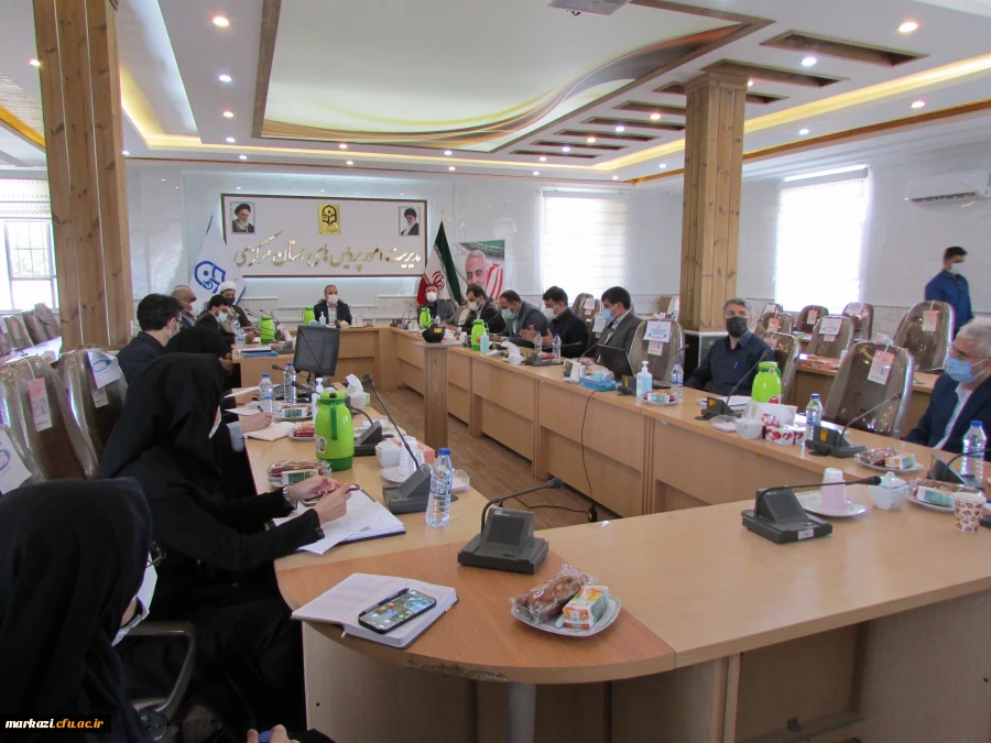 چهارمین جلسه کارگروه بررسی سند تحول بنیادین در دانشگاه فرهنگیان استان مرکزی برگزار شد 4