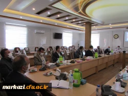 چهارمین جلسه کارگروه بررسی سند تحول بنیادین در دانشگاه فرهنگیان استان مرکزی برگزار شد 5