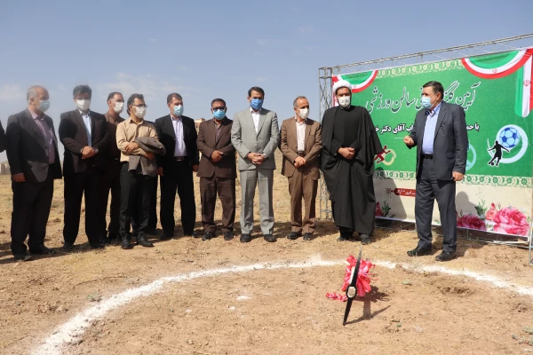 هر کار بزرگ همسایه اراده بزرگ است و پشت سر هر اراده بزرگی دست خداوند مشهود است 16