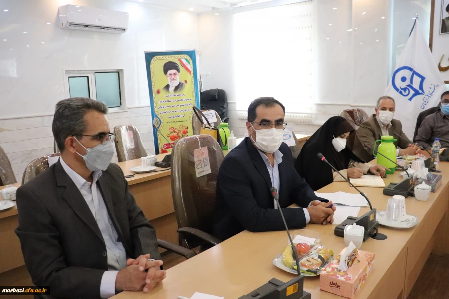 نشست صمیمی رئیس دانشگاه با اعضای هیات علمی پردیس های استان مرکزی 8