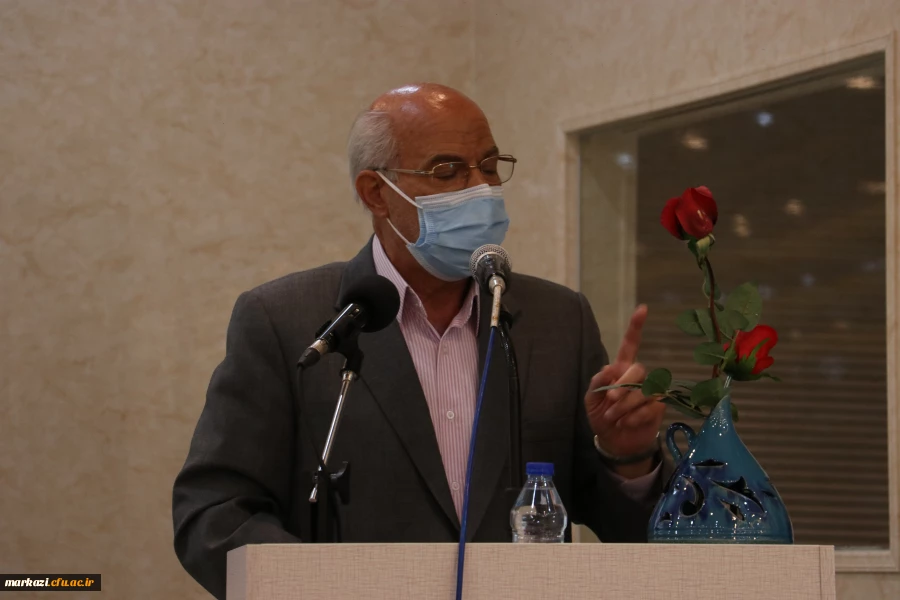 هر کار بزرگ همسایه اراده بزرگ است و پشت سر هر اراده بزرگی دست خداوند مشهود است 25