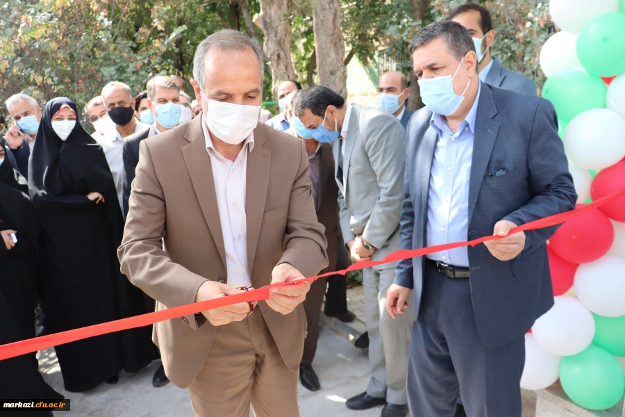 زمین چمن مصنوعی دانشگاه پردیس شهید باهنر اراک افتتاح شد 7