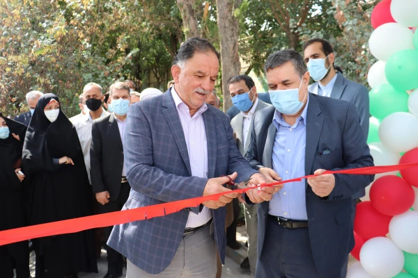 زمین چمن مصنوعی دانشگاه پردیس شهید باهنر اراک افتتاح شد 10