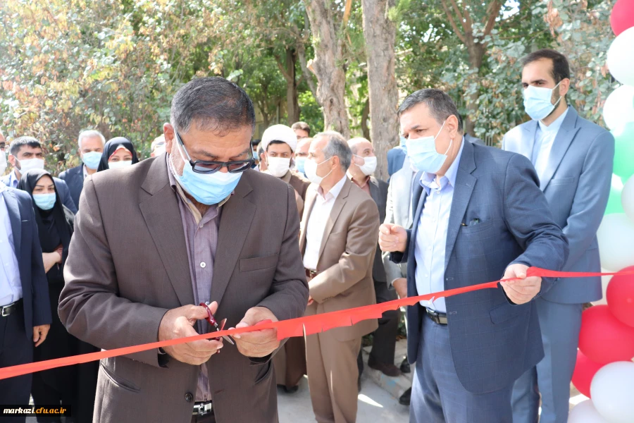 زمین چمن مصنوعی دانشگاه پردیس شهید باهنر اراک افتتاح شد 13