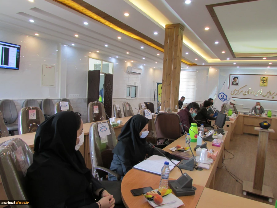 پنجمین جلسه کارگروه سند تحول بنیادین در دانشگاه فرهنگیان استان مرکزی برگزار شد 6