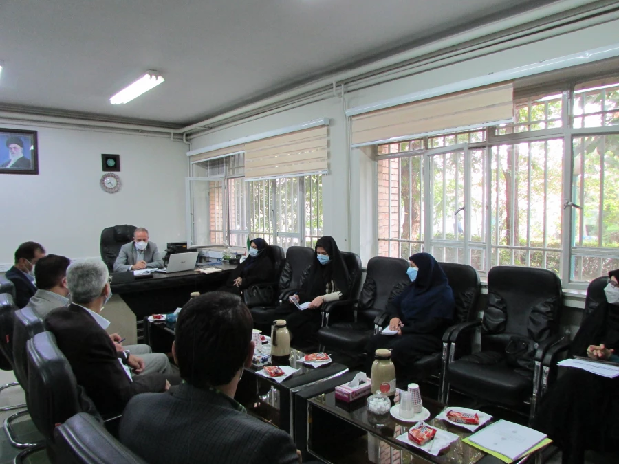 جلسه هماهنگی جهت برنامه ریزی نیمسال اول سال تحصیلی 1401-1400 برگزار شد 3