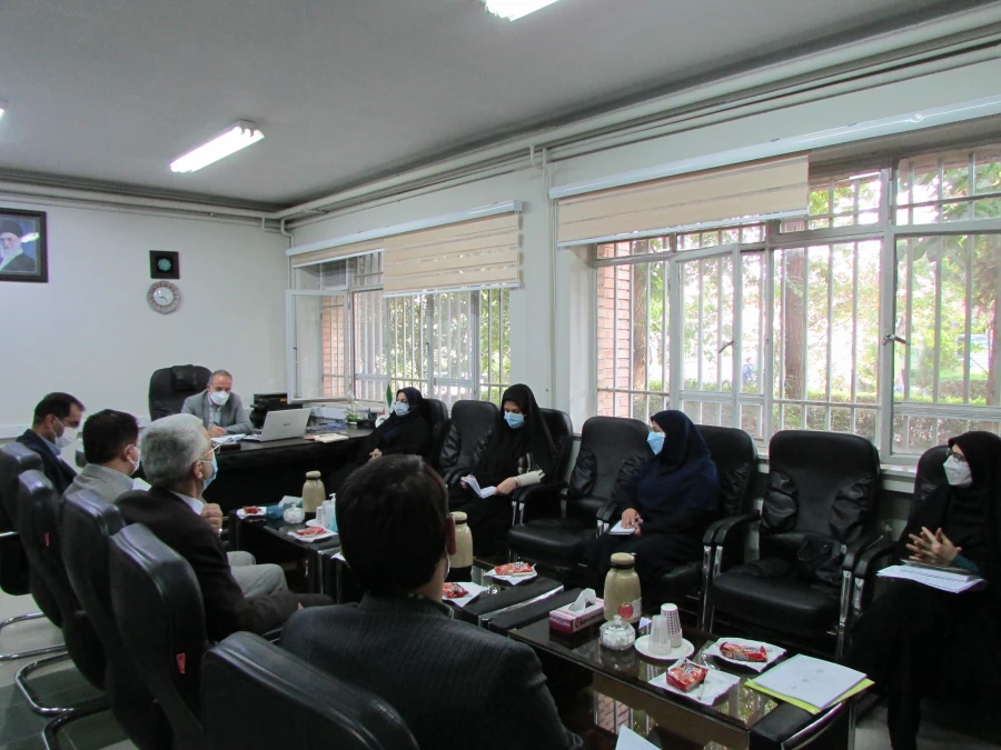 جلسه هماهنگی جهت برنامه ریزی نیمسال اول سال تحصیلی 1401-1400 برگزار شد 4
