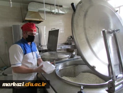 پخت و توزیع غذای نذری توسط دانشگاه فرهنگیان استان مرکزی 5